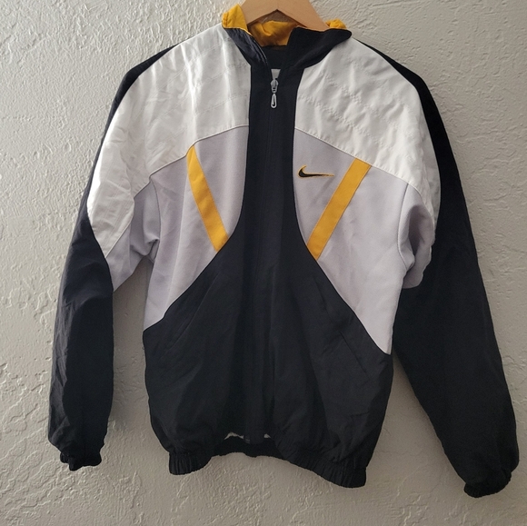 Nike 90s Swoosh Jacket Size Small